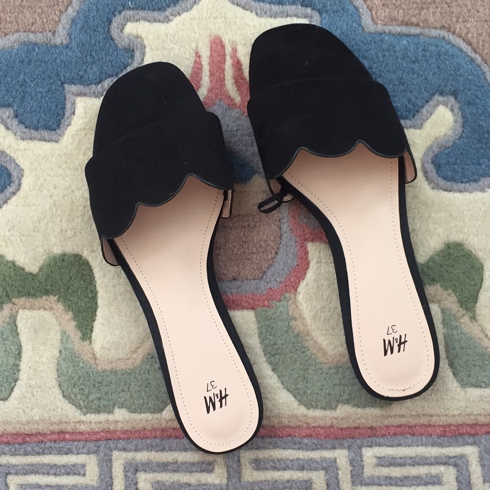 Suede slides